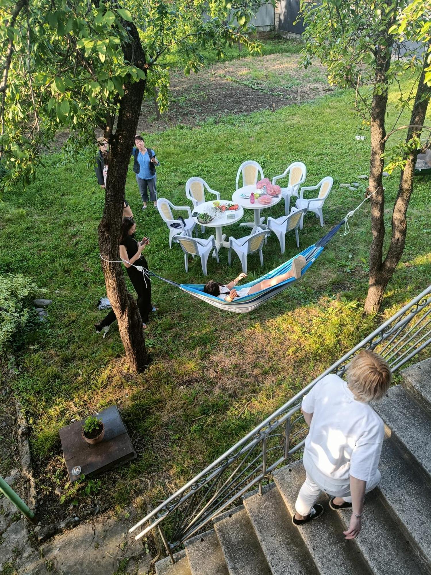 Gvirilas Sakhli Guest House Khashuri Exterior foto