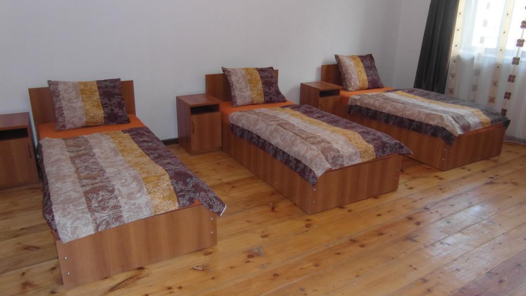 Gvirilas Sakhli Guest House Khashuri Zimmer foto